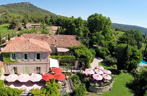Le gîte "La Tonnelle" à l'Auberge du Cèdre